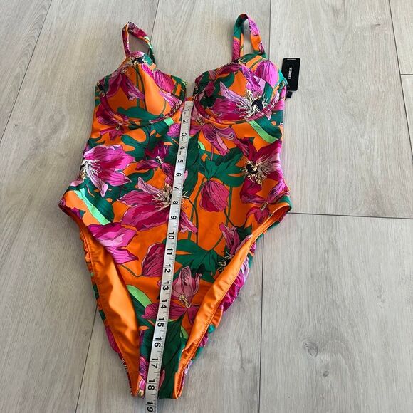Express Floral Balconette Body Contour One-piece Swimsuit size M - Picture 3 of 10